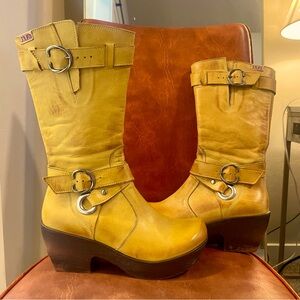 JAFA HANDMADE BEAUTIFUL YELLOW PLATFORM CHUNKY BUCKLE BOOTS-  SZ 38/7.5